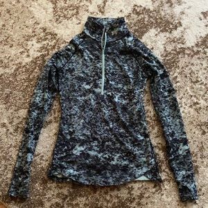 Under armor long sleeve women’s running
